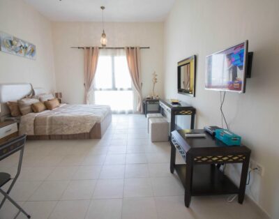 Spacious Studio 5 mins from Dubai Marina!!