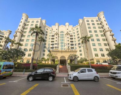 Luxurious 1BR Retreat in Palm Jumeirah